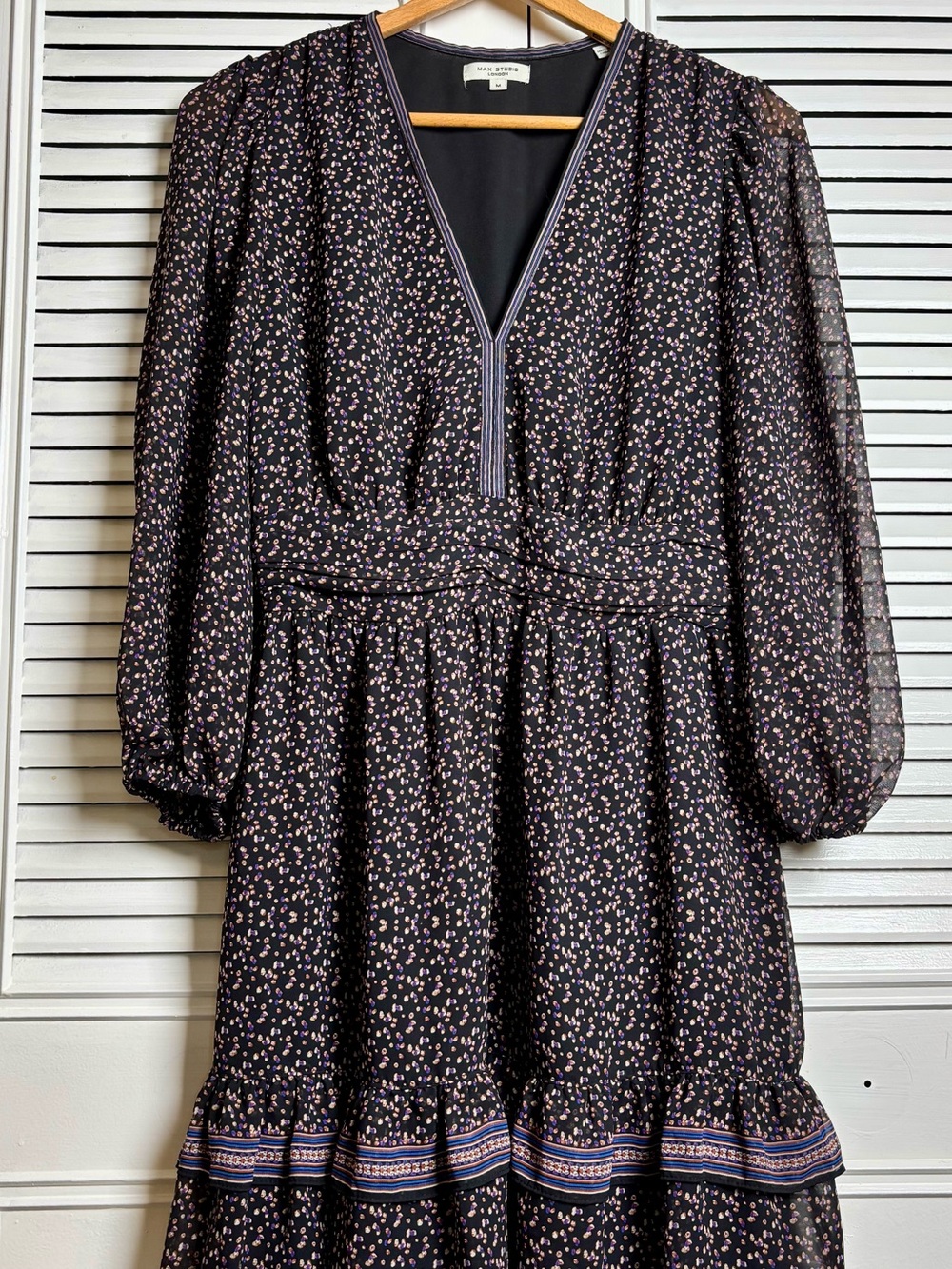 Rails Black Floral V-Neck Tiered Long Sleeve Dress